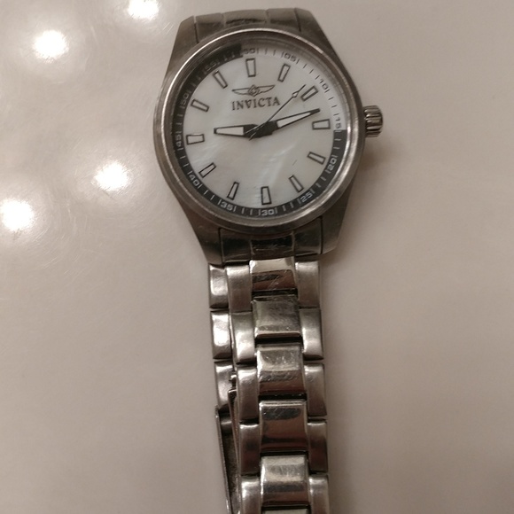 Women's Authentic Invicta Watch - Picture 2 of 4